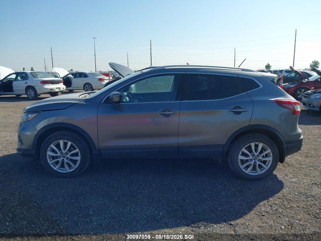 JN1BJ1CW1LW379669 Nissan Qashqai S/sl/sv