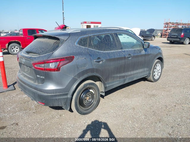 JN1BJ1CW1LW379669 Nissan Qashqai S/sl/sv