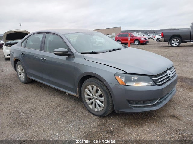 Продаж на аукціоні авто 2013 Volkswagen Passat S, vin: 1VWAH7A37DC037658, номер лоту: 30097064