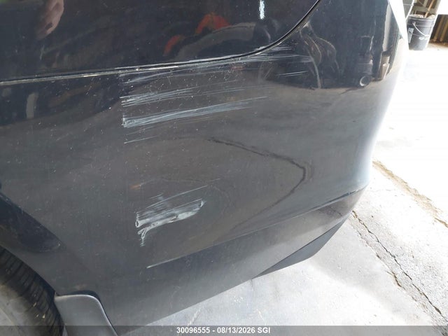 30096555 :رقم المزاد ، 1G11E5SX0DF181691 vin ، 2013 Chevrolet Malibu 2lt مزاد بيع