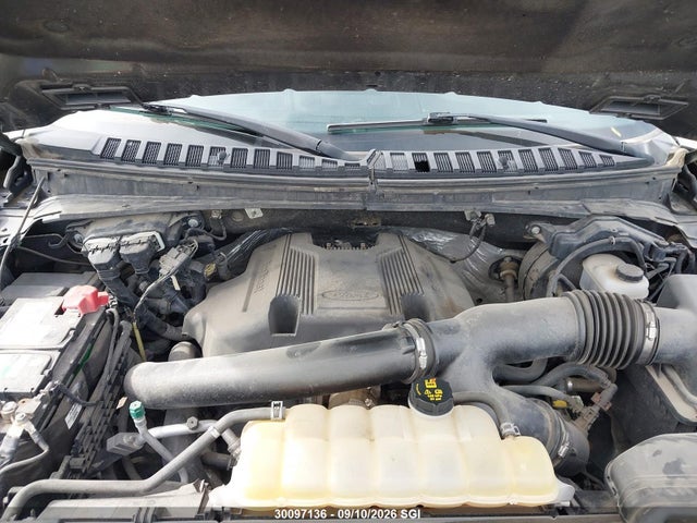 Ford Expedition Xlt 2018 1FMJU1JT8JEA45131 Image 10