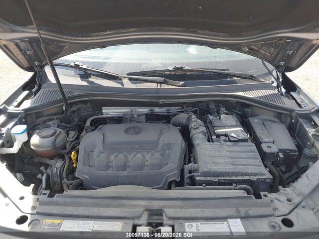 Volkswagen TIGUAN S 2019 3VV0B7AX3KM005192 Image 10