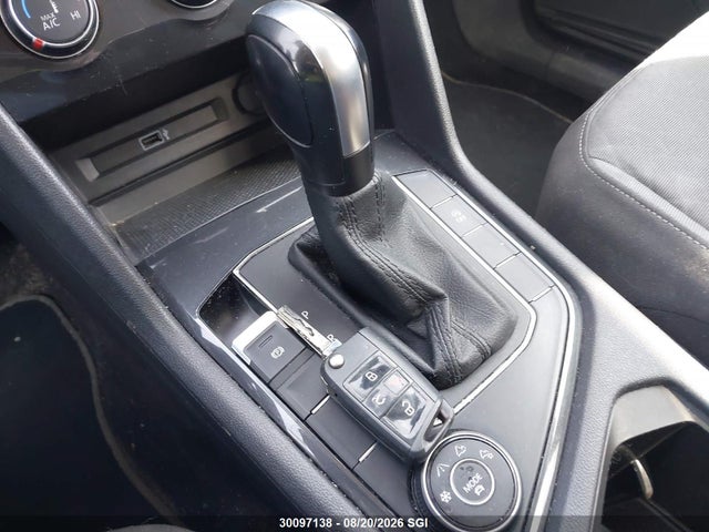 Volkswagen TIGUAN S 2019 3VV0B7AX3KM005192 Image 11