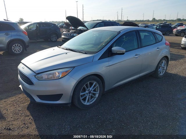 Ford FOCUS SE 2015 1FADP3K22FL290316 Image 2