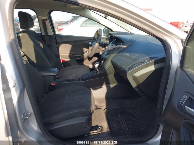 Ford FOCUS SE 2015 1FADP3K22FL290316 Image 5