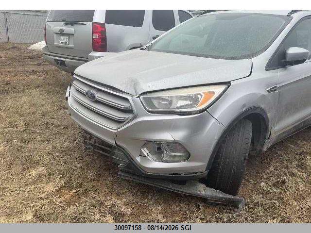 30097158 :رقم المزاد ، 1FMCU9GD7JUA00209 vin ، 2018 Ford Escape Se مزاد بيع