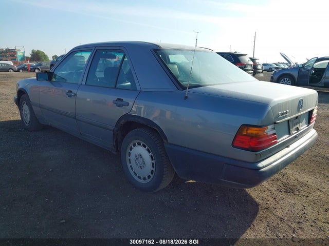 1987 Mercedes-benz 300 E მანქანა იყიდება აუქციონზე, vin: WDBEA30DXHA407819, აუქციონის ნომერი: 30097162
