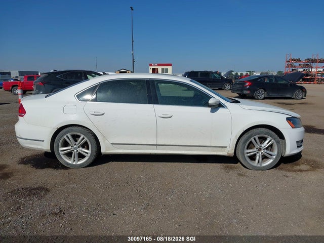 Продаж на аукціоні авто 2015 Volkswagen Passat Sel, vin: 1VWCS7A34FC002251, номер лоту: 30097165