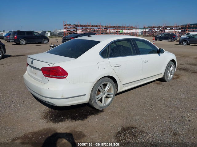 Продаж на аукціоні авто 2015 Volkswagen Passat Sel, vin: 1VWCS7A34FC002251, номер лоту: 30097165