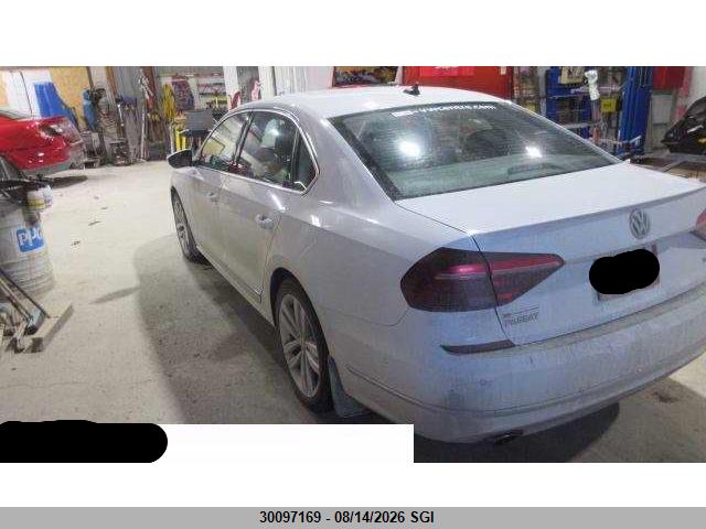 2018 Volkswagen Passat Sel Premium მანქანა იყიდება აუქციონზე, vin: 1VWCA7A3XJC024119, აუქციონის ნომერი: 30097169