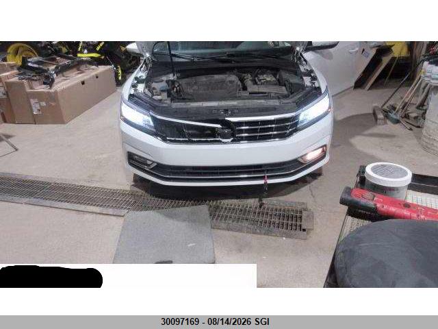 2018 Volkswagen Passat Sel Premium მანქანა იყიდება აუქციონზე, vin: 1VWCA7A3XJC024119, აუქციონის ნომერი: 30097169