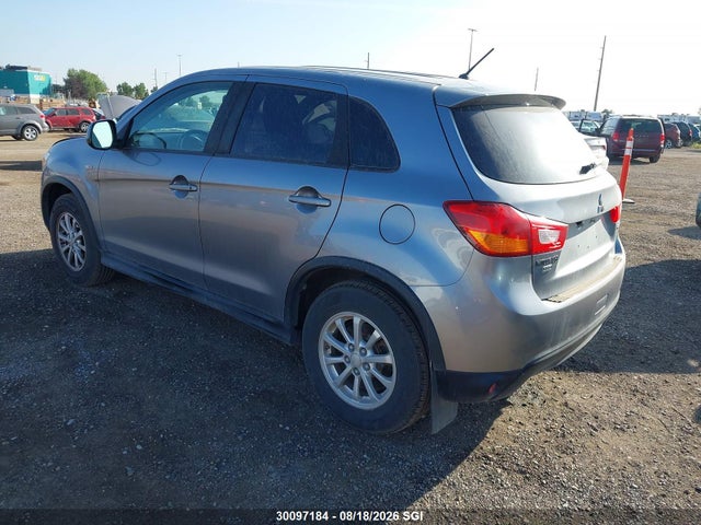 JA4AJ3AU3GZ607305 Mitsubishi RVR SE