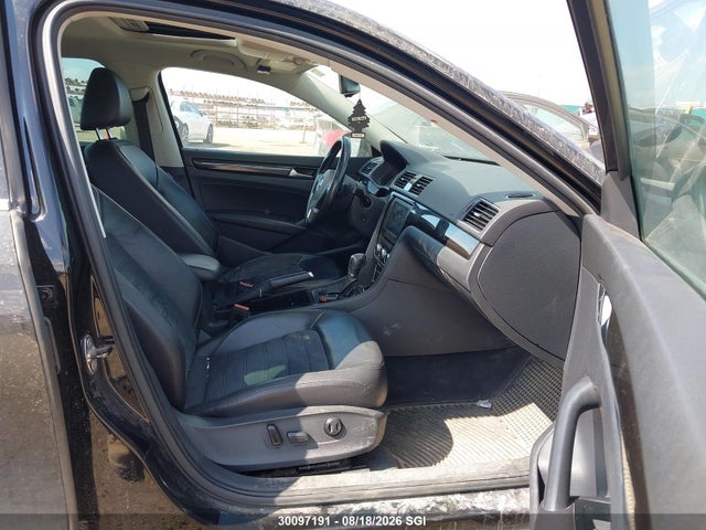 Продаж на аукціоні авто 2012 Volkswagen Passat Sel, vin: 1VWCM7A37CC055550, номер лоту: 30097191