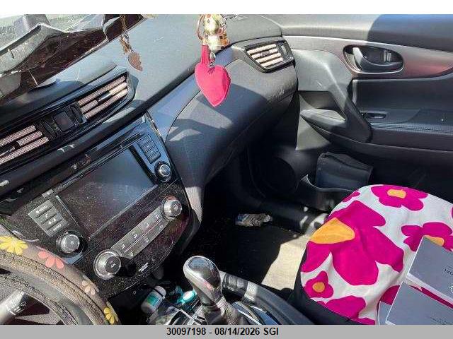 30097198 :رقم المزاد ، JN1BJ1AV5NW345103 vin ، 2022 Nissan Rogue Sport S مزاد بيع