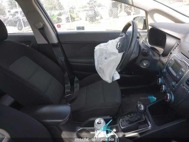 KIA FORTE LX 2018 3KPFK4A74JE238191 Image 5