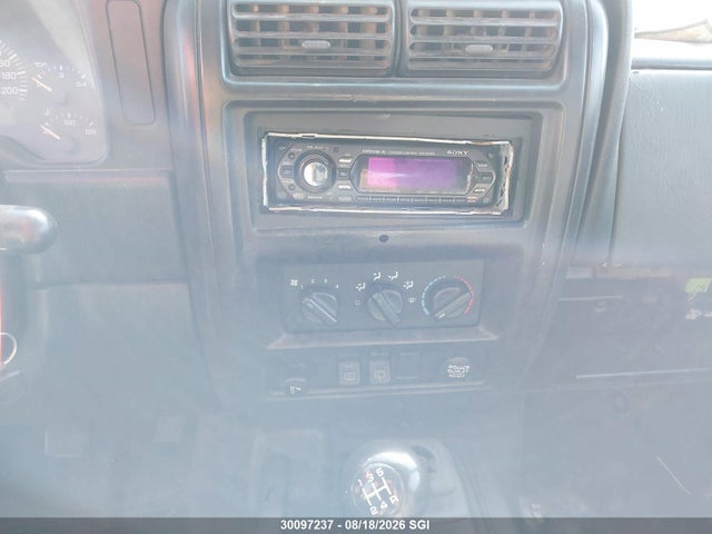 1999 Jeep Cherokee Sport/classic მანქანა იყიდება აუქციონზე, vin: 1J4FF68S3XL605375, აუქციონის ნომერი: 30097237