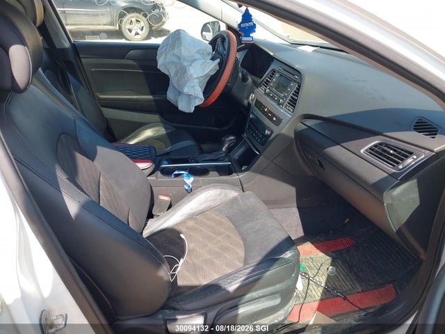 5NPE34AF9FH105977 Hyundai Sonata Sport/limited