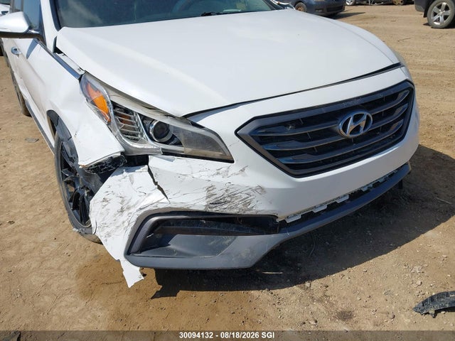 5NPE34AF9FH105977 Hyundai Sonata Sport/limited