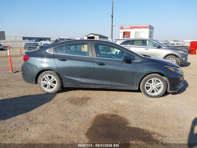 30097315 :رقم المزاد ، 1G1BE5SM6J7210675 vin ، 2018 Chevrolet Cruze Lt مزاد بيع