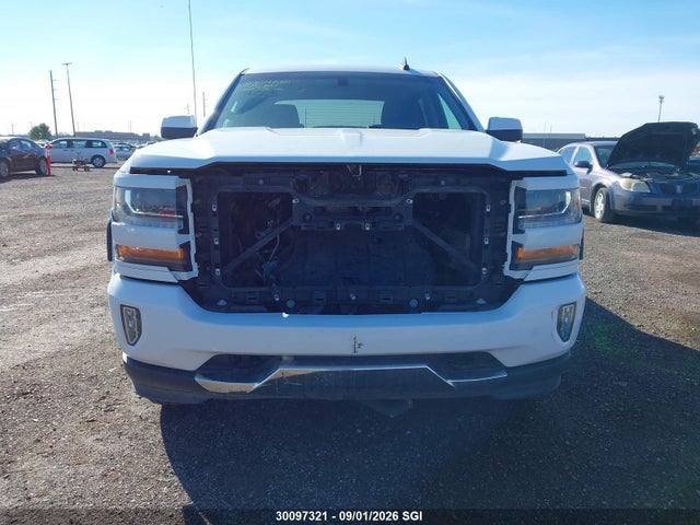 2018 Chevrolet Silverado K1500 Lt მანქანა იყიდება აუქციონზე, vin: 3GCUKREC8JG303253, აუქციონის ნომერი: 30097321