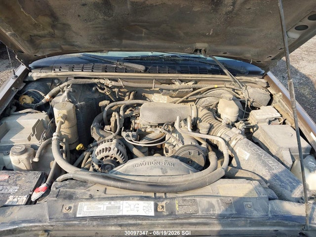 30097347 :رقم المزاد ، 1GNDT13X33K131155 vin ، 2003 Chevrolet Blazer مزاد بيع