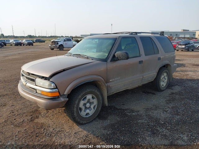 30097347 :رقم المزاد ، 1GNDT13X33K131155 vin ، 2003 Chevrolet Blazer مزاد بيع