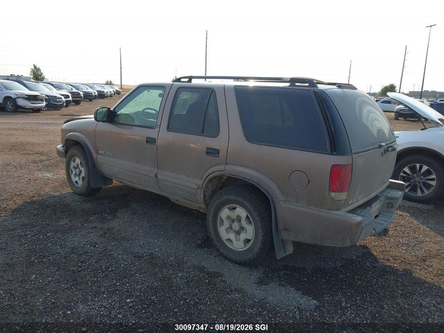 30097347 :رقم المزاد ، 1GNDT13X33K131155 vin ، 2003 Chevrolet Blazer مزاد بيع