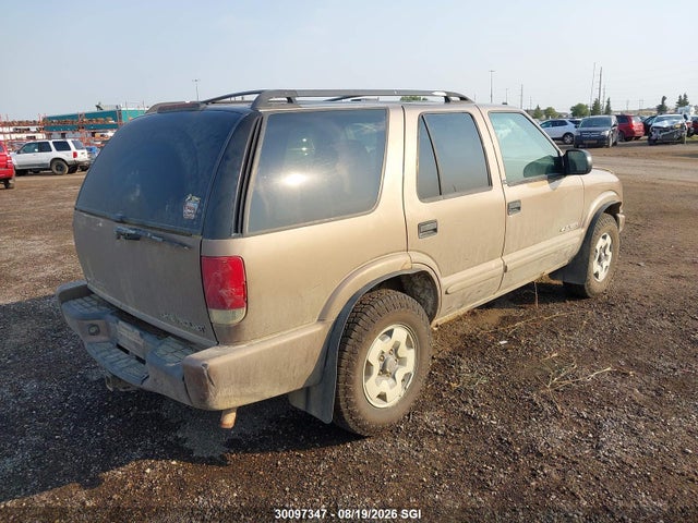 30097347 :رقم المزاد ، 1GNDT13X33K131155 vin ، 2003 Chevrolet Blazer مزاد بيع