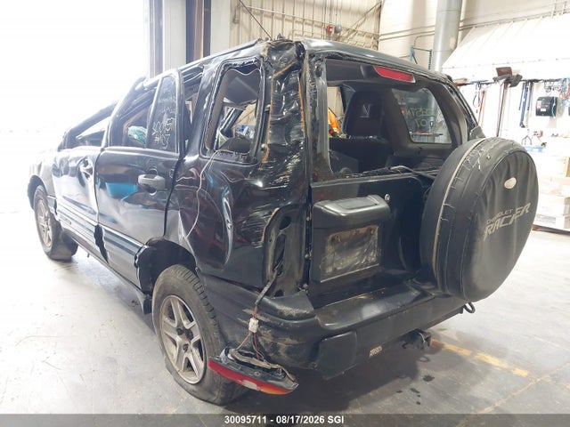 2003 Chevrolet Tracker მანქანა იყიდება აუქციონზე, vin: 2CNBJ13C736912780, აუქციონის ნომერი: 30095711