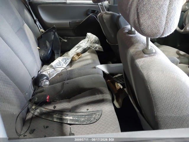 2003 Chevrolet Tracker მანქანა იყიდება აუქციონზე, vin: 2CNBJ13C736912780, აუქციონის ნომერი: 30095711