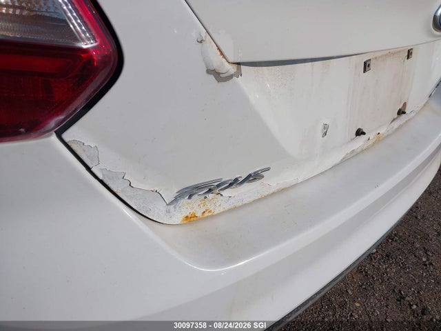 1FADP3K2XEL328700 Ford FOCUS SE