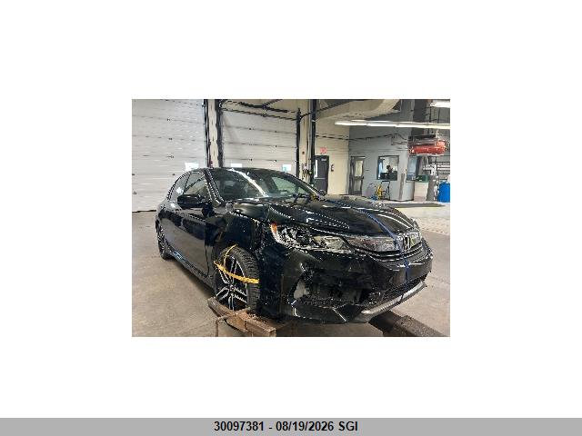 2017 Honda Accord Sport მანქანა იყიდება აუქციონზე, vin: 1HGCR2F58HA808380, აუქციონის ნომერი: 30097381