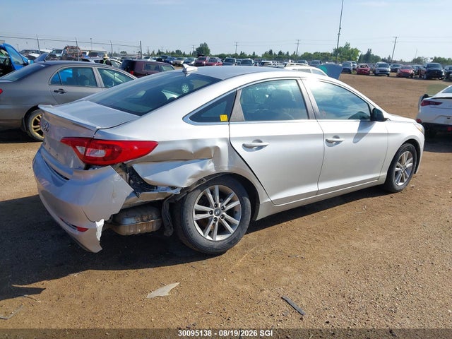 Hyundai SONATA SE 2017 5NPE24AF0HH534723 Image 4