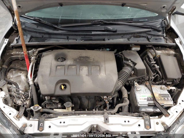 2T1BURHE5KC229526 Toyota COROLLA CE