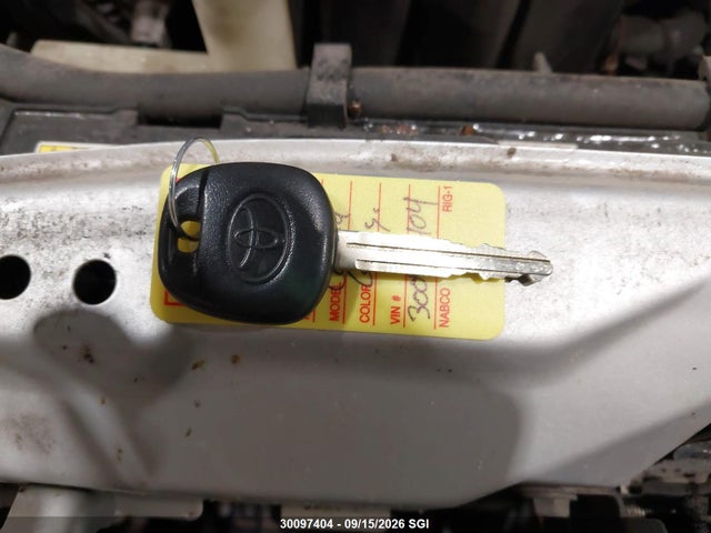 2T1BURHE5KC229526 Toyota COROLLA CE