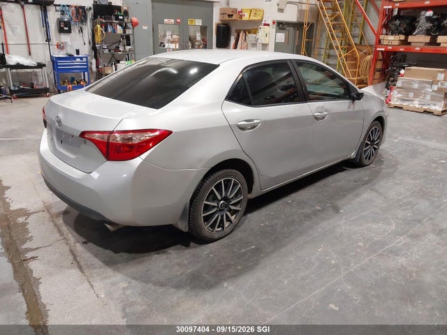 2T1BURHE5KC229526 Toyota COROLLA CE