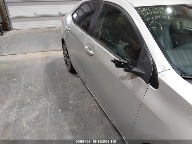 2T1BURHE5KC229526 Toyota COROLLA CE