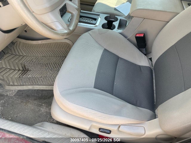 Продажа на аукционе авто 2008 Ford Escape Xlt, vin: 1FMCU93128KE28058, номер лота: 30097405