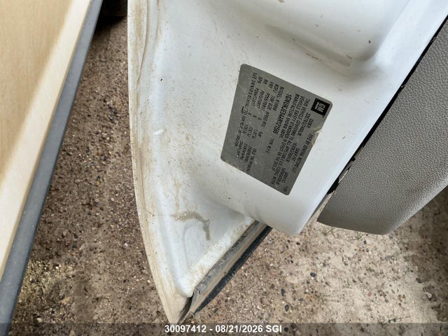 2010 Chevrolet Suburban K1500 Lt მანქანა იყიდება აუქციონზე, vin: 1GNUKJE34AR121588, აუქციონის ნომერი: 30097412
