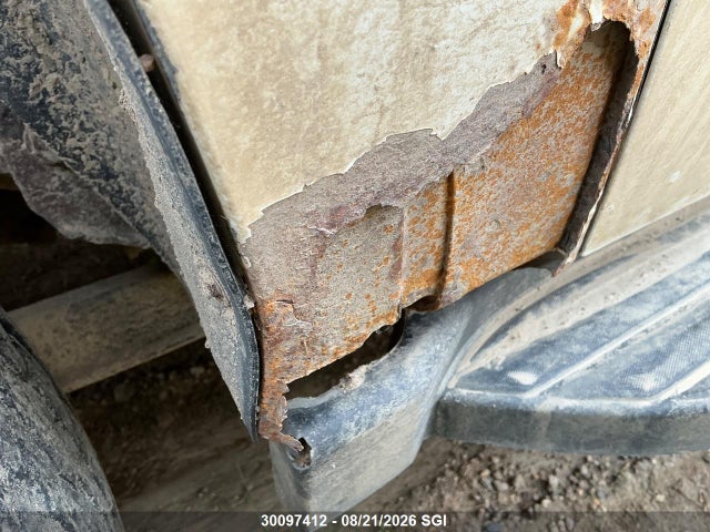 2010 Chevrolet Suburban K1500 Lt მანქანა იყიდება აუქციონზე, vin: 1GNUKJE34AR121588, აუქციონის ნომერი: 30097412