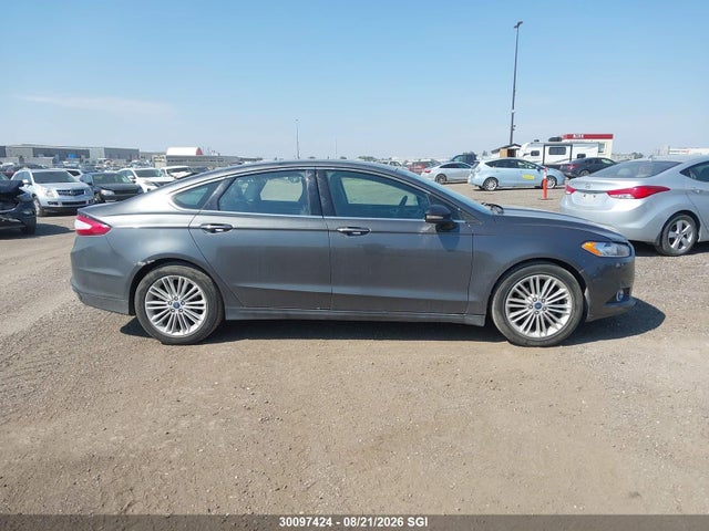 3FA6P0T99GR161074 Ford FUSION SE