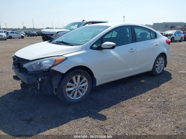 KIA FORTE LX 2014 KNAFX4A67E5090139 Image 2