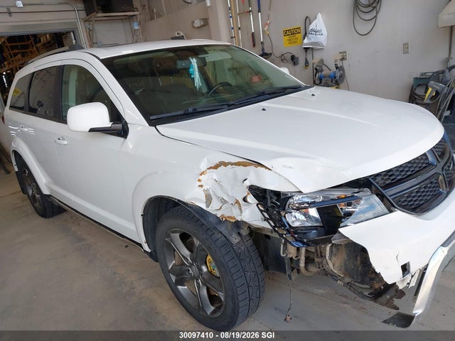 2015 3C4PDCGG8FT599023 main image