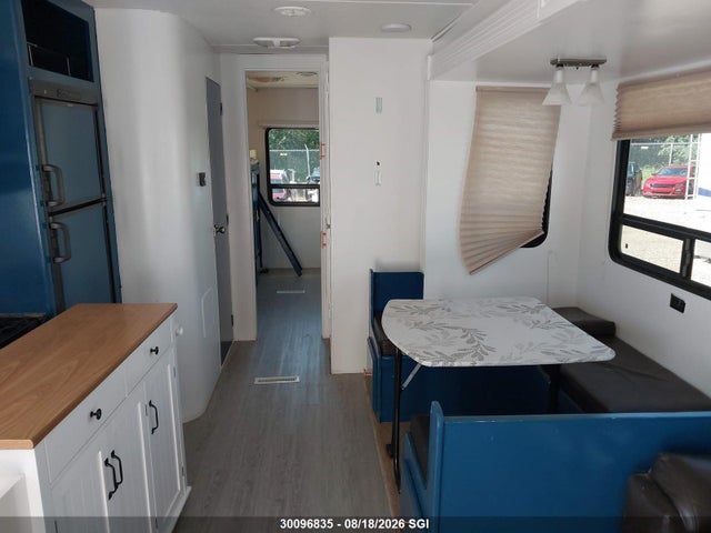Продажа на аукционе авто 2011 Crossroads , vin: 4V0TC3129CA015493, номер лота: 30096835