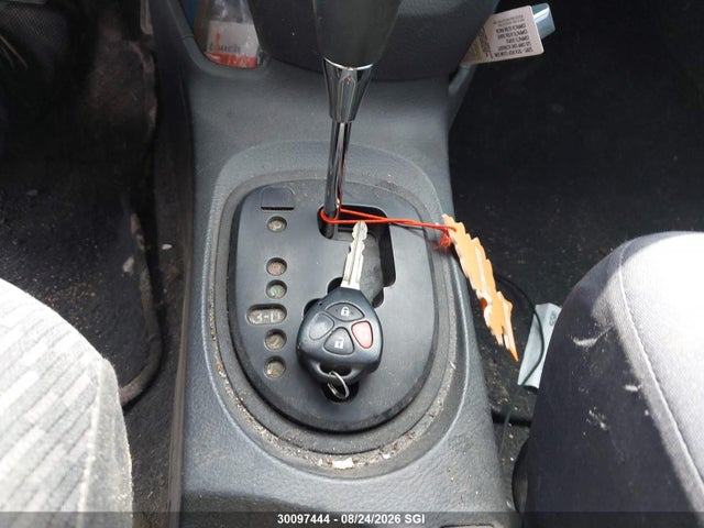 30097444 :رقم المزاد ، JTDBT4K39B1404801 vin ، 2011 Toyota Yaris مزاد بيع