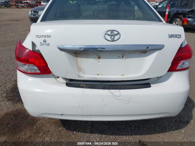 30097444 :رقم المزاد ، JTDBT4K39B1404801 vin ، 2011 Toyota Yaris مزاد بيع