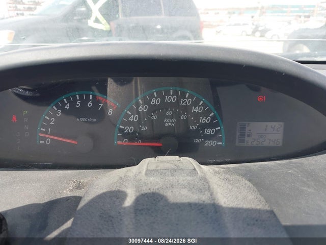 30097444 :رقم المزاد ، JTDBT4K39B1404801 vin ، 2011 Toyota Yaris مزاد بيع