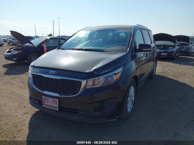 KIA SEDONA LX 2017 KNDMB5C14H6249939 Image 2