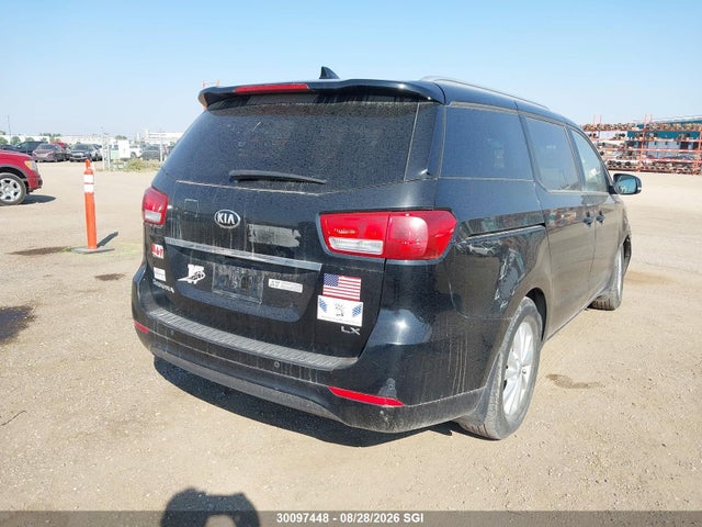 KIA SEDONA LX 2017 KNDMB5C14H6249939 Image 4