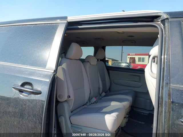 KIA SEDONA LX 2017 KNDMB5C14H6249939 Image 8
